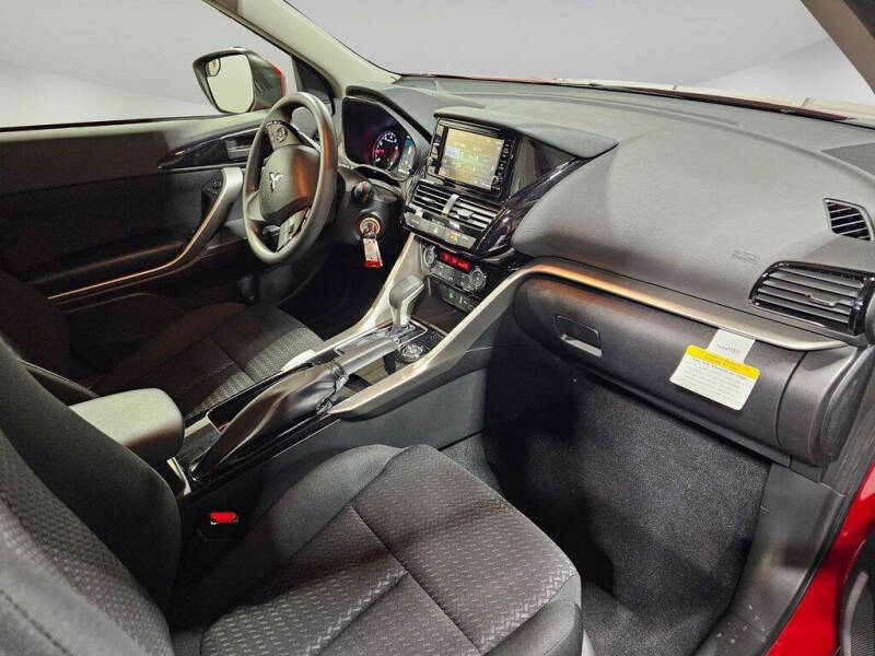 2024 Mitsubishi Eclipse Cross ES