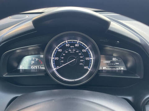 2019 Toyota Yaris XLE