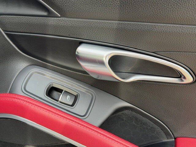 2024 Porsche 718 Cayman