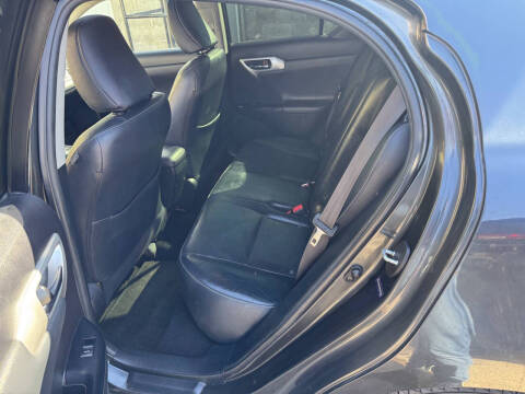 2011 Lexus CT 200h Premium