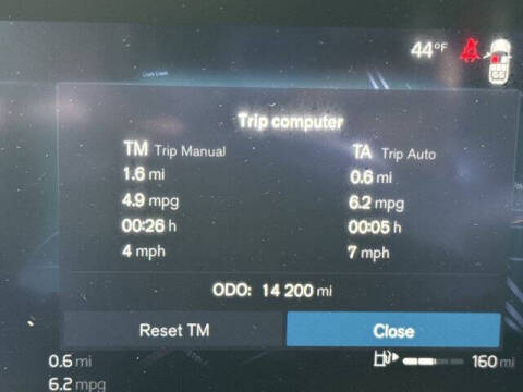 2025 Volvo XC90 B5 Plus Bright Theme 7P