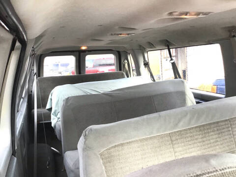 2004 Ford E-Series E-350 SD XL