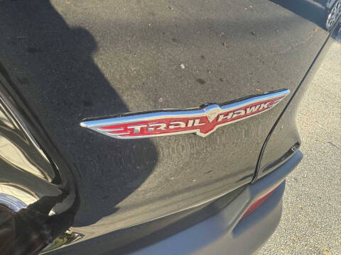 2020 Jeep Cherokee Trailhawk