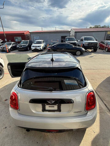 2016 MINI Hardtop 2 Door Cooper