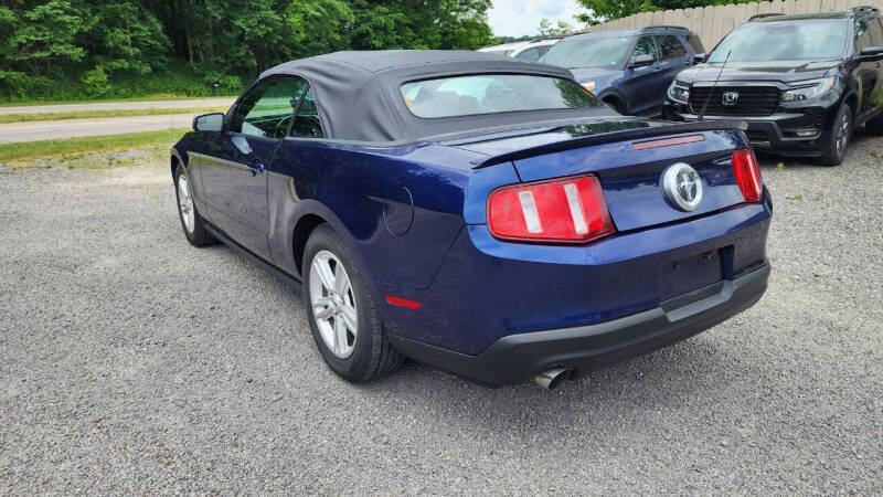 2012 Ford Mustang V6