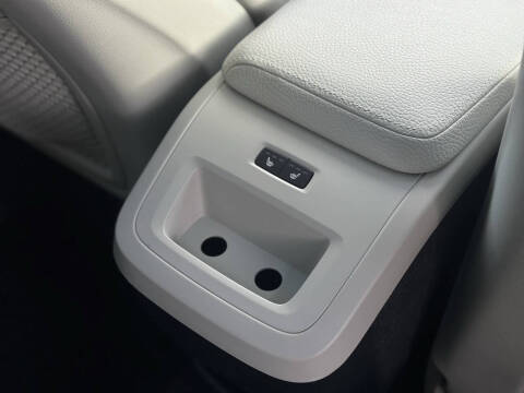 2019 Volvo XC60 T5 Momentum