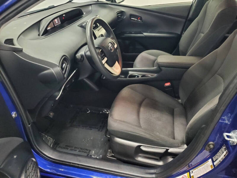 2017 Toyota Prius Two
