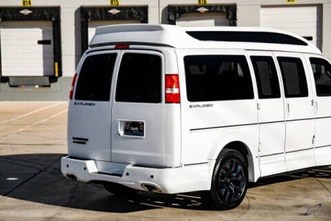 2023 Chevrolet Express 2500