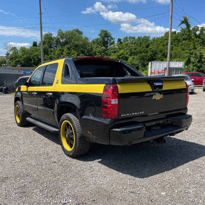 2013 Chevrolet Avalanche for sale at Roberts Enterprises Autos LLC in Belle Vernon, PA