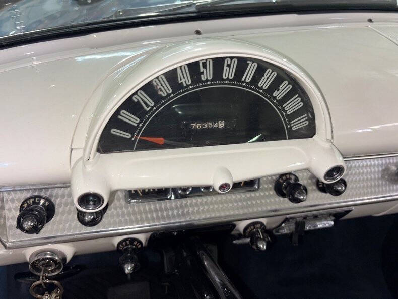 1954 Ford Crestline