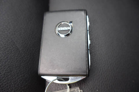 2024 Volvo XC90 B5 Core Bright Theme
