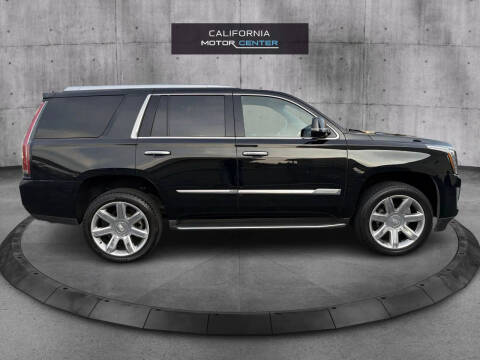 2016 Cadillac Escalade Luxury Collection