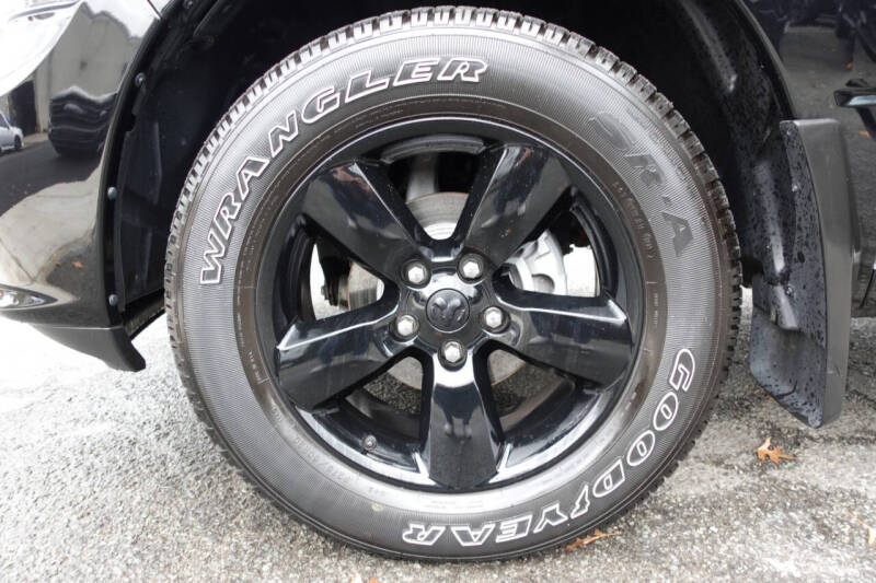 2023 RAM 1500 Classic Express