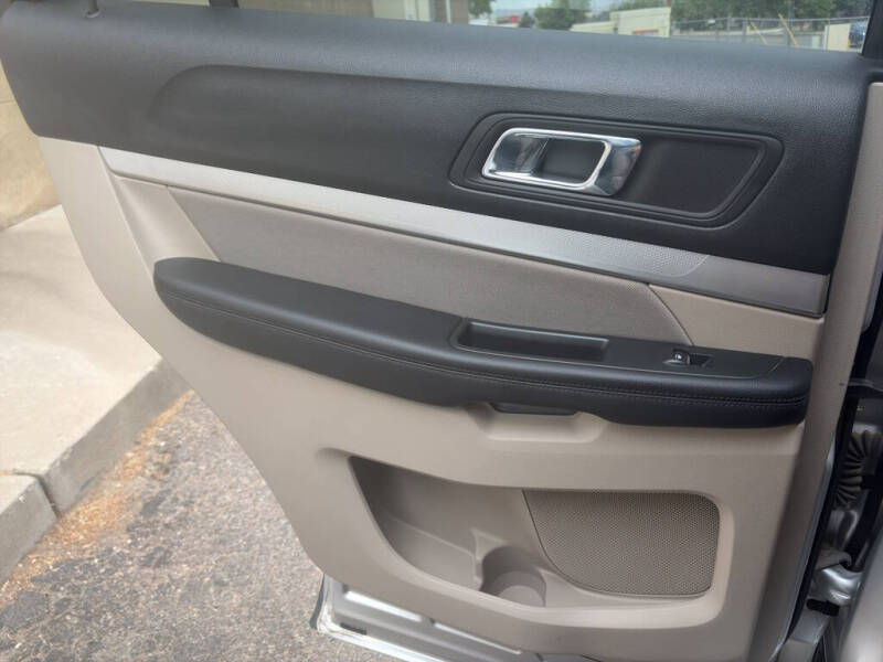 2018 Ford Explorer