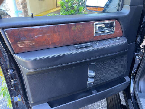 2016 Lincoln Navigator L Select