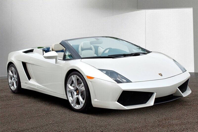 2010 Lamborghini Gallardo Base photo 5