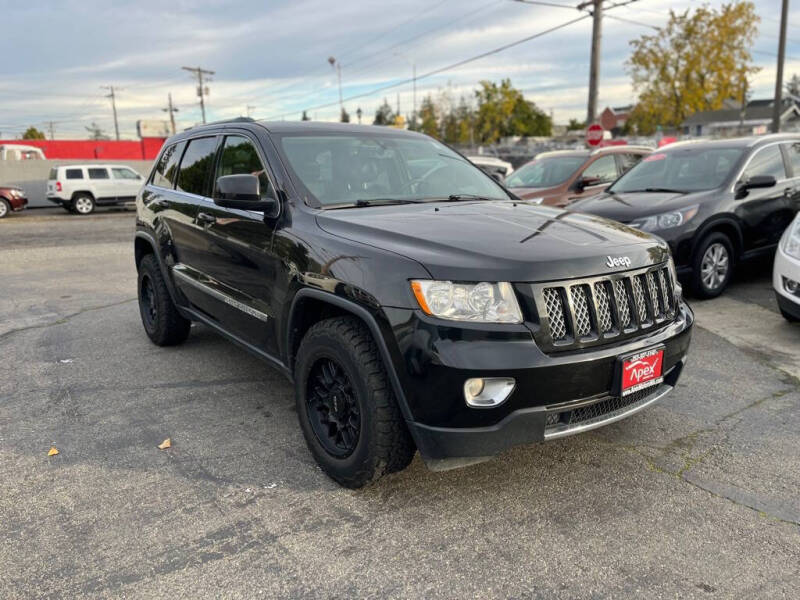 2012 Jeep Grand Cherokee Laredo photo 2