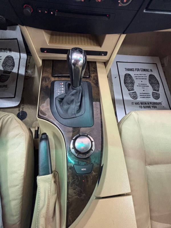 2004 BMW 5 Series 530i