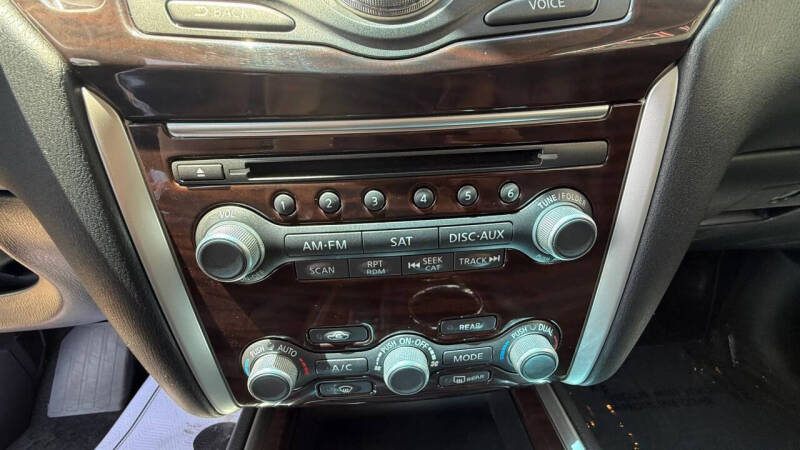 2014 Nissan Pathfinder Platinum