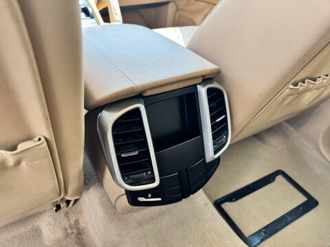 2012 Porsche Cayenne Tiptronic