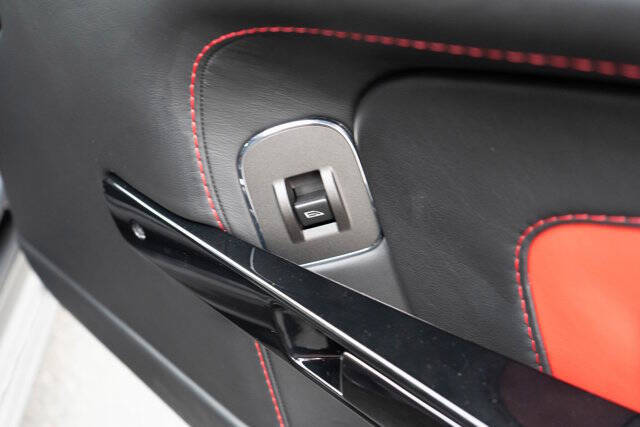 2015 Aston Martin V12 Vantage S 52