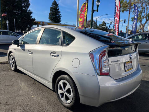 2013 Toyota Prius Two