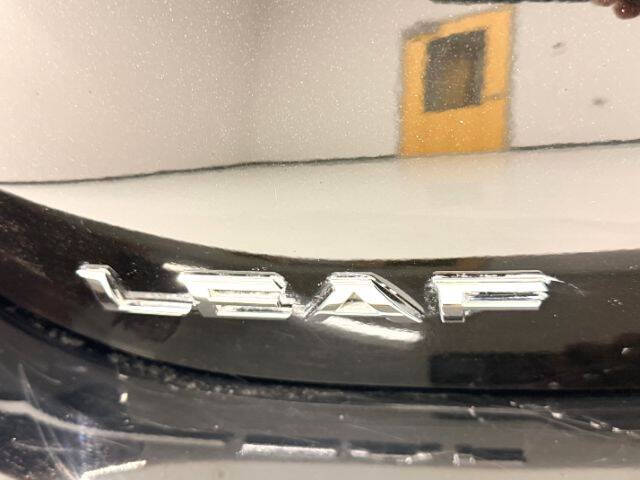2016 Nissan LEAF SV