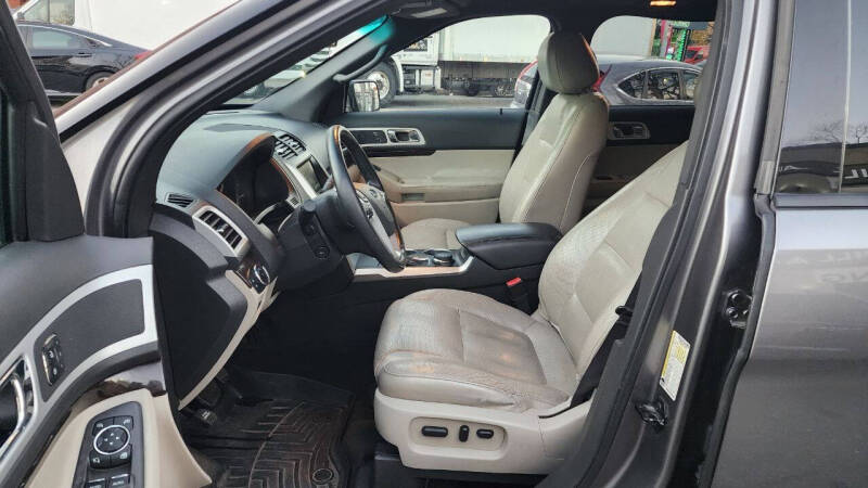 2012 Ford Explorer Limited