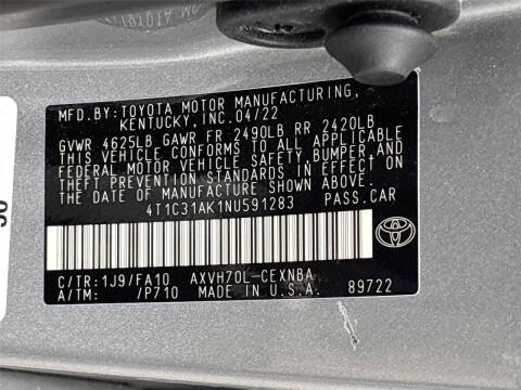 2022 Toyota Camry Hybrid LE