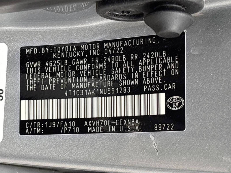 2022 Toyota Camry Hybrid LE