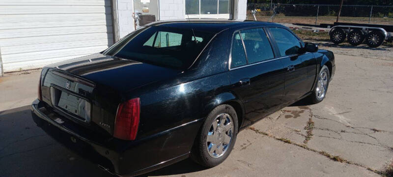 2002 Cadillac DeVille DTS photo 5