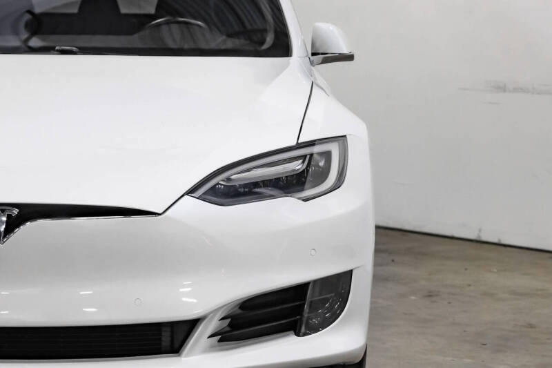 2016 Tesla Model S