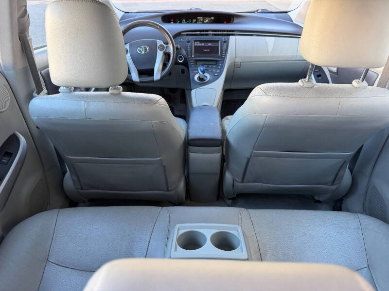 2010 Toyota Prius II
