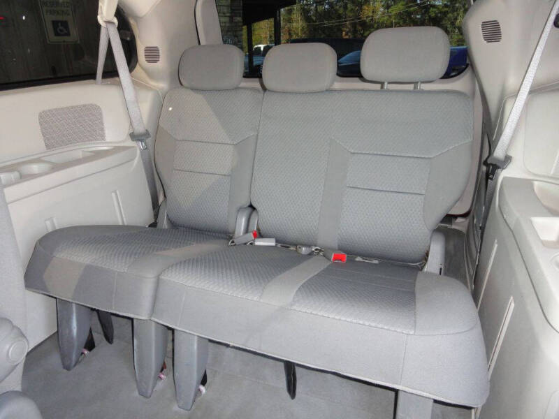 2010 Dodge Grand Caravan Hero photo 13