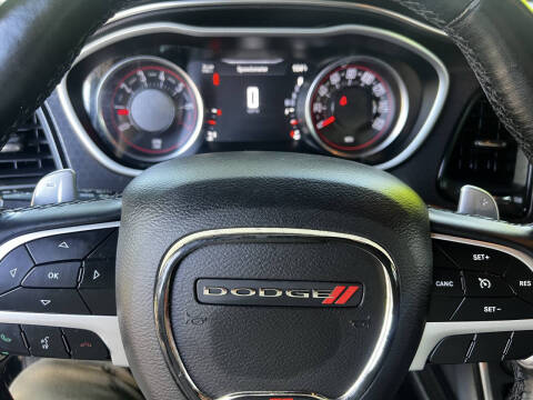 2018 Dodge Challenger SXT Plus