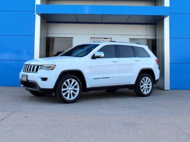 2017 Jeep Grand Cherokee for sale at NEWBERRY FAMILY AUTO in Harper KS