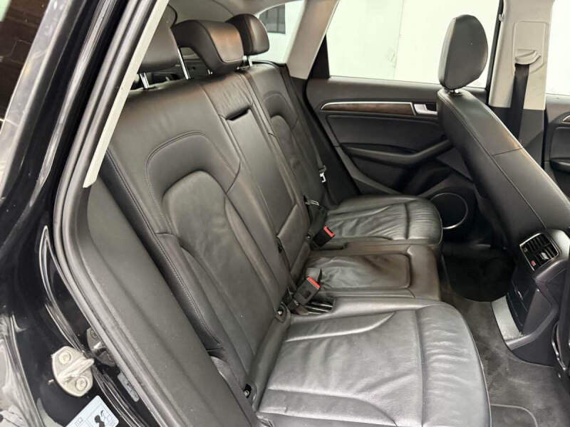 2014 Audi Q5 2.0T quattro Premium Plus