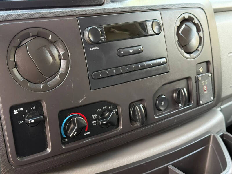 2013 Ford E-Series E-150