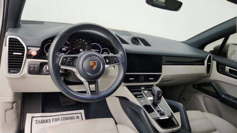 2022 Porsche Cayenne