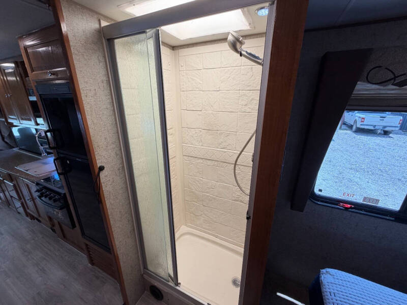 2018 Coachmen RV Leprechaun 319MB