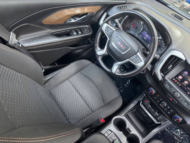 2020 GMC Terrain SLE