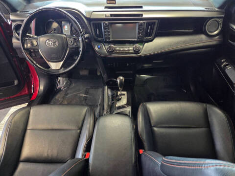 2016 Toyota RAV4 SE