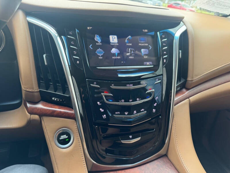 2016 Cadillac Escalade Platinum