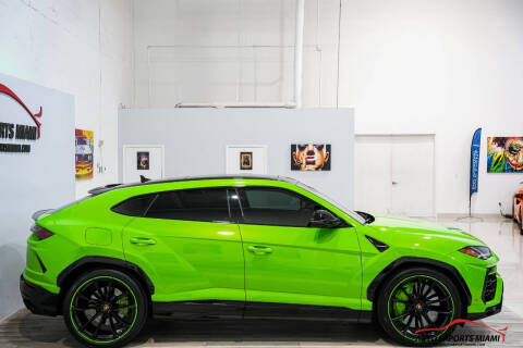 2022 Lamborghini Urus