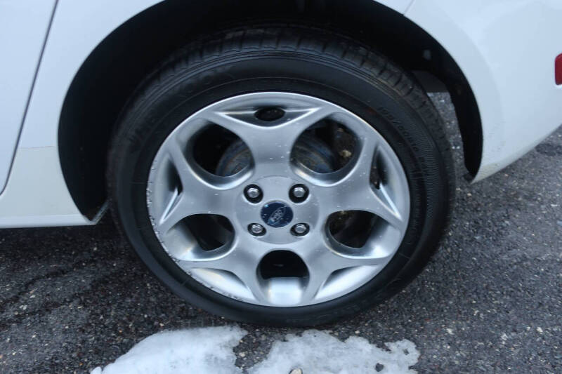 2011 Ford Fiesta SES