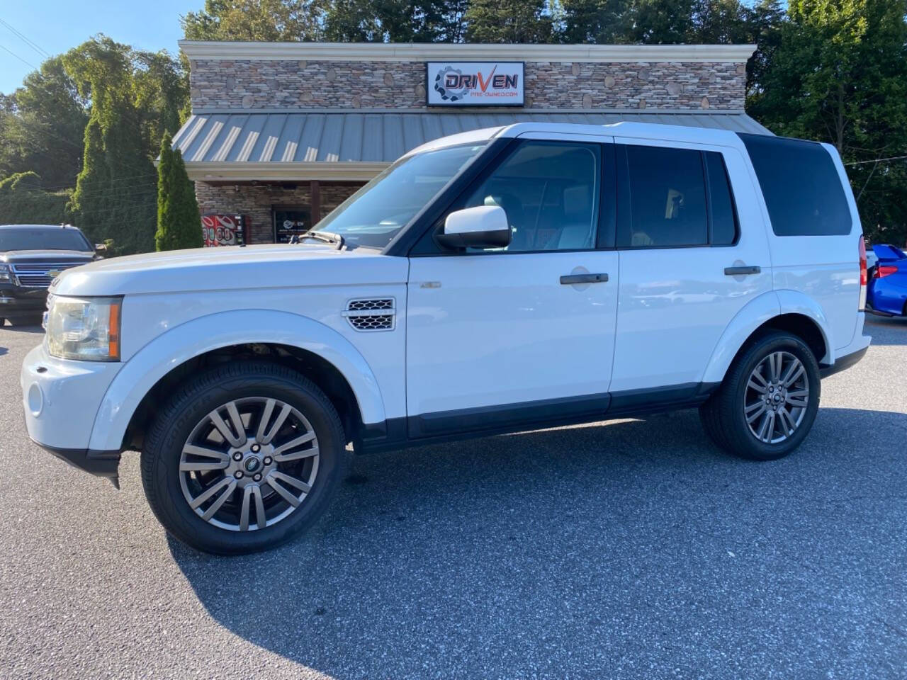 2011 Land Rover LR4 for sale at Driven Pre-Owned in Lenoir, NC