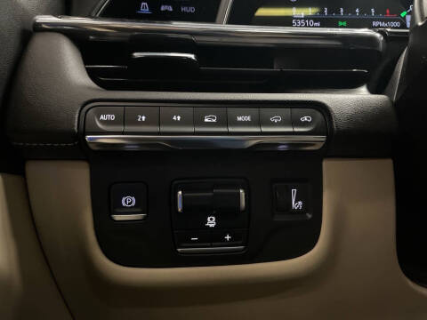 2022 Cadillac Escalade ESV Premium Luxury