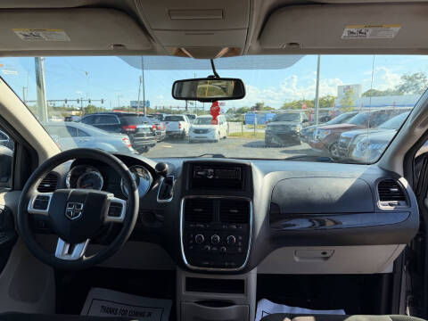 2015 Dodge Grand Caravan SE
