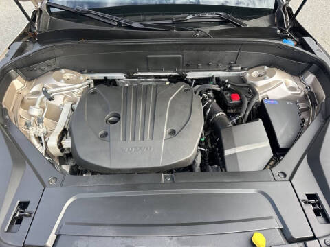 2023 Volvo XC90 B5 Core