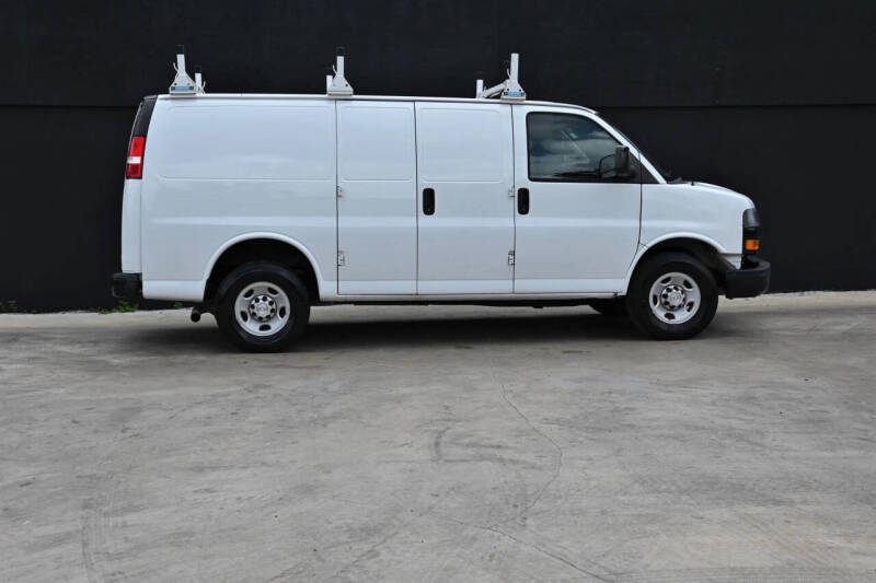 2020 Chevrolet Express 2500